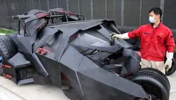 La Batmobile costruita in Cina con gli scarti costa 8300 euro
