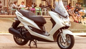 Yamaha Majesty S: il nome è storico, lo urban scooter è rinnovato