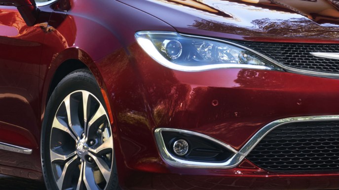 Chrysler Pacifica: arriva in Italia la prima ibrida di Fca