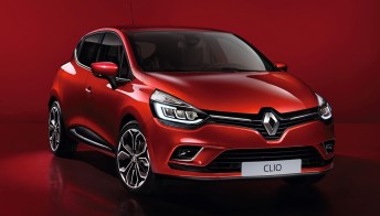 Nuova Renault Clio, cambio di look e motori