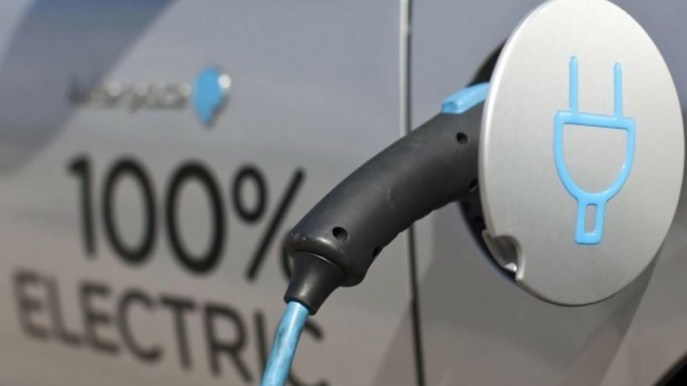 Come funziona la batteria liquida per le auto elettriche