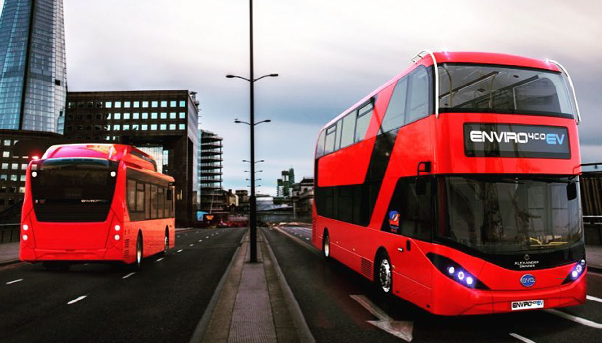 Autobus elettrici a due piani a Londra