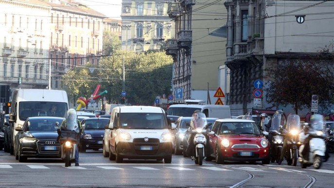 Milano, stop alle auto a diesel Euro 3 da gennaio 2019
