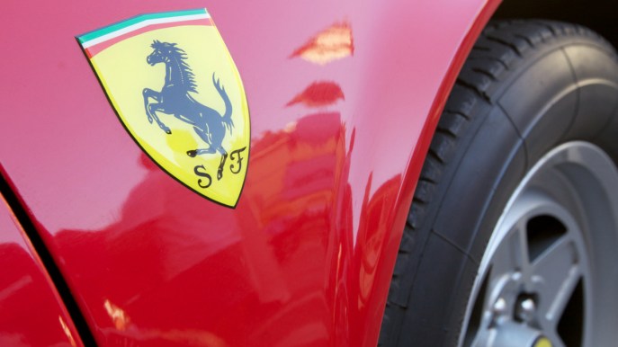 La Ferrari punta al turbo elettrico e brevetta la tecnologia
