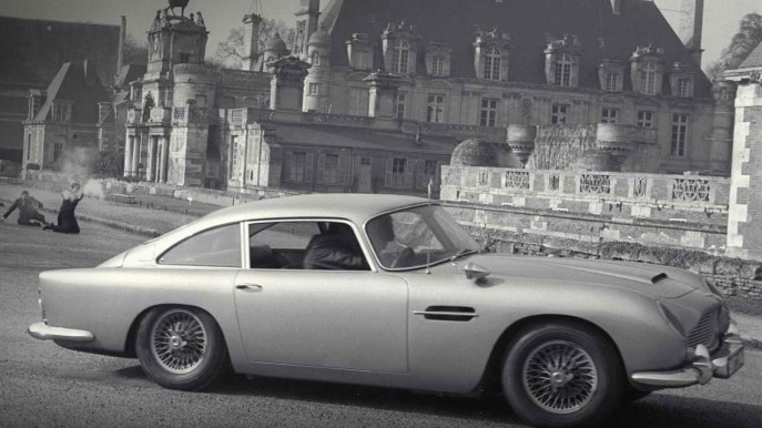 Aston Martin DB5, l’auto di James Bond torna in serie limitata