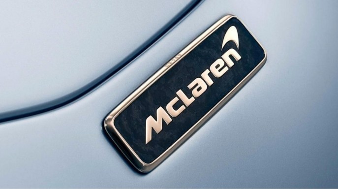 McLaren Speedtail, l’auto in oro bianco 18 carati