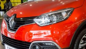 Renault Captur, la nuova generazione è ibrida