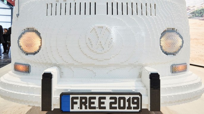 Il Camper Volkswagen costruito con i Lego
