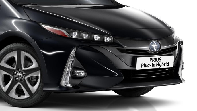 Toyota Prius, le novità della piccola ibrida plug-in della Casa