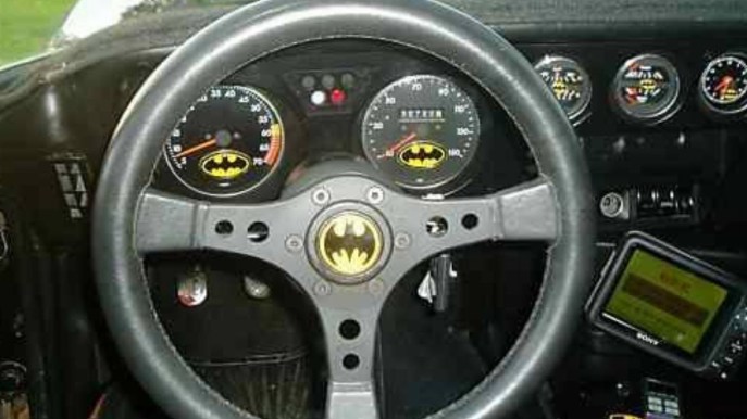 L’auto di Batman esiste davvero e da oggi la puoi comprare