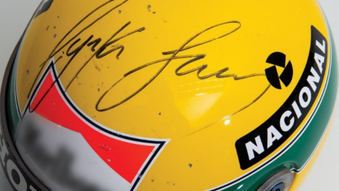 Ayrton Senna, il suo casco leggendario da 102.000 dollari