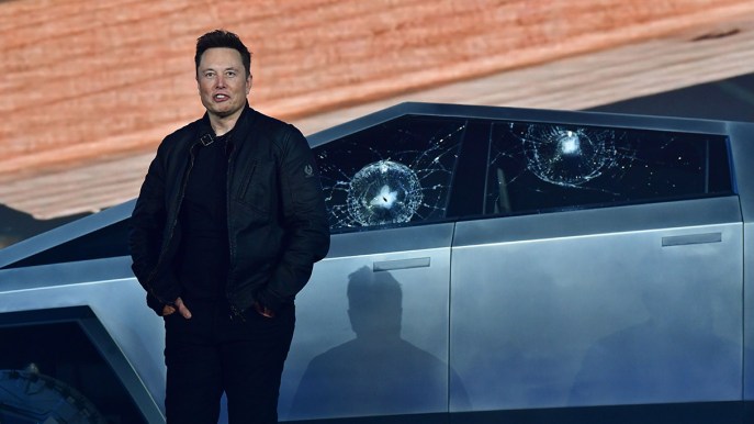 Tesla CyberTruck, il lancio del veicolo sarà anticipato di un anno