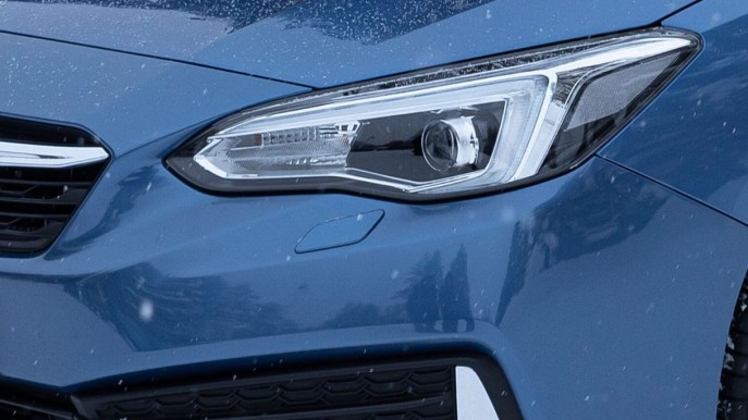 Subaru Impreza diventa ibrida, ma non rinuncia al motore Boxer