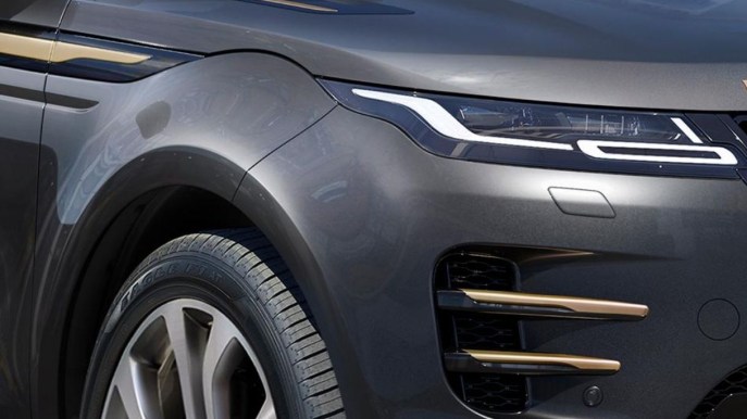 Land Rover, svelati i nuovi modelli Evoque e Discovery Sport My 2021