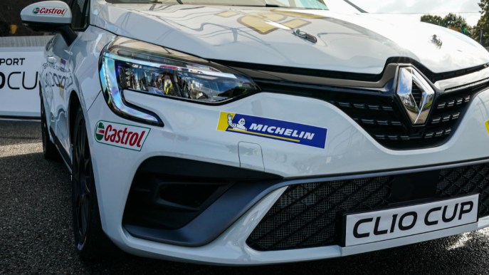 Correre in pista: con Renault Clio Cup un sogno a portata di (quasi) tutti