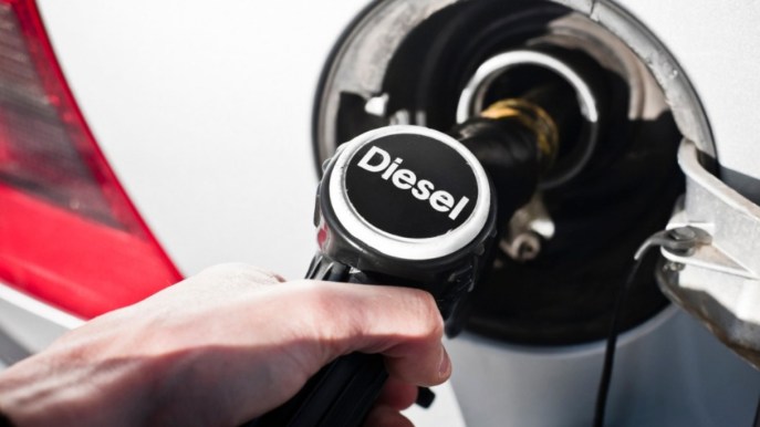 Dalla Finlandia arriva il carburante per salvare le auto diesel