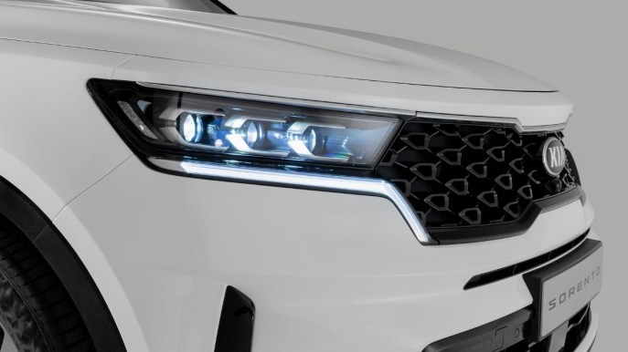 Kia Sorento plug-in hybrid, caratteristiche e prezzi