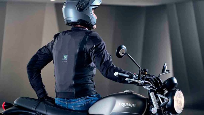 Airscud, il nuovo airbag intelligente per chi va in moto