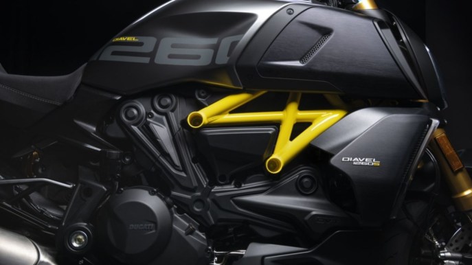 Ducati svela il nuovo Diavel “Black and Steel”