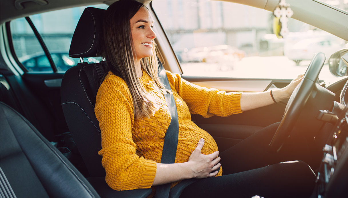 senza cuscini inutili e fissaggi non sicure Prevenire il rischio di aborto durante il viaggio in auto Alta qualitá Adattatore Cintura di Sicurezza Auto per Gravidanza 