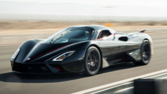 È falso il record dell’auto più veloce del mondo