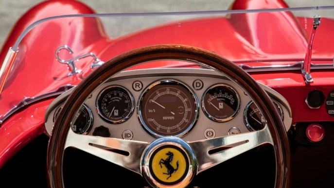 La Ferrari in edizione limitata, si può guidare dai 14 anni