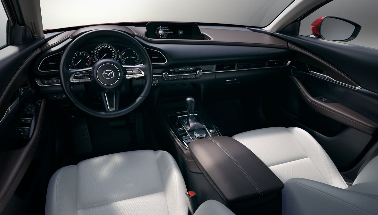 Gli interni della nuova Mazda CX-30