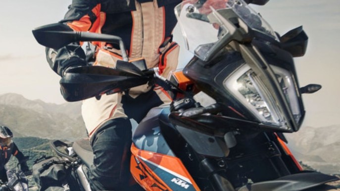 Nuova KTM Adventure, tecnologie e design di alto livello
