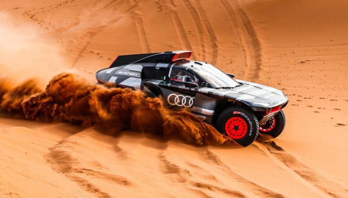 Audi alla Dakar con RS Q e-tron
