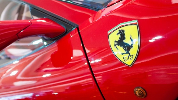 Ferrari dice basta e blocca ogni rapporto con la Russia