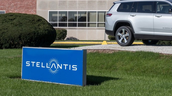 Stellantis sospende import ed export con Russia