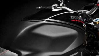 Ducati Monster, intramontabile naked ad alte prestazioni