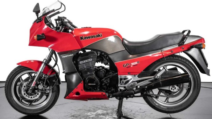 Kawasaki GPZ 900R, la moto di Top Gun