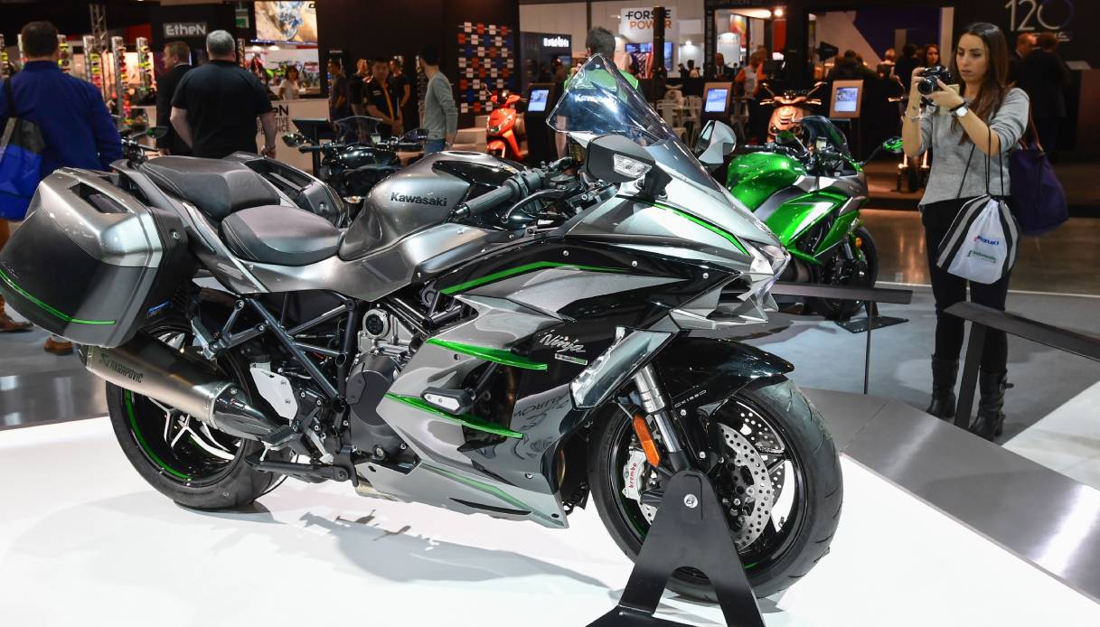 Kawasaki Ninja H2, la moto stradale più veloce del mondo,