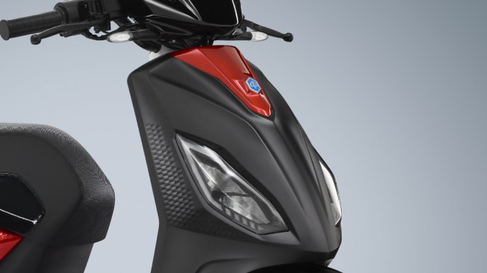Lo scooter elettrico Piaggio con batteria rimovibile