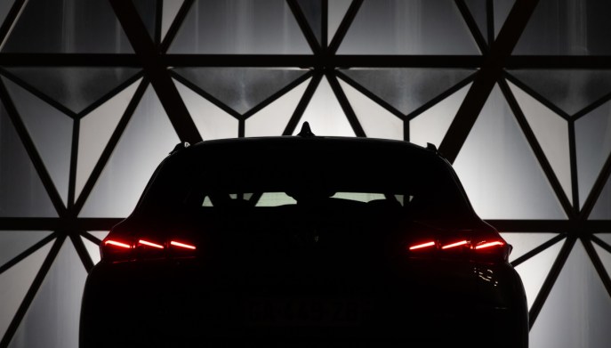 Peugeot: l'Inception Concept definirà il futuro elettrificato del brand