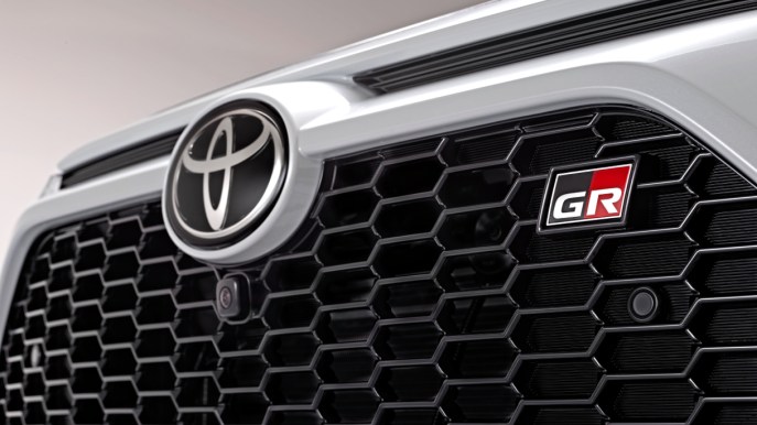 Toyota svela la versione sportiva del SUV RAV4
