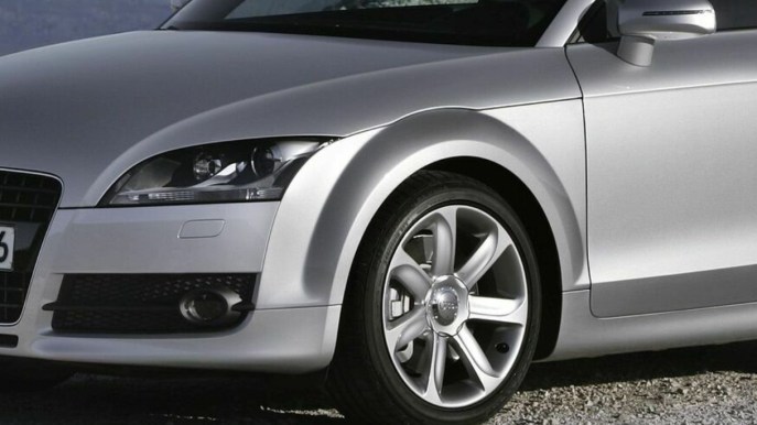 Audi TT, l’icona del design compie 25 anni